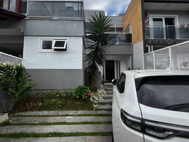 Casa para Venda em Porto Alegre - 3