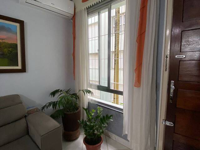 #114 - Apartamento para Venda em Porto Alegre - RS