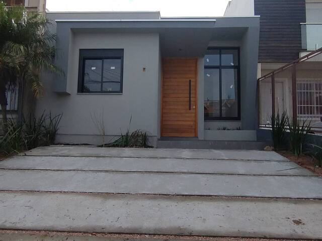 Casa para Venda em Porto Alegre - 2