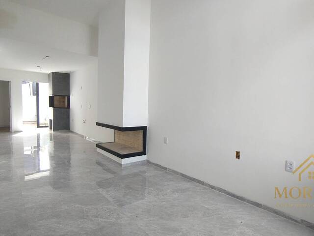 Casa para Venda em Porto Alegre - 5