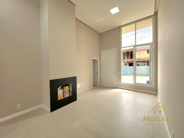 Casa para Venda em Porto Alegre - 4