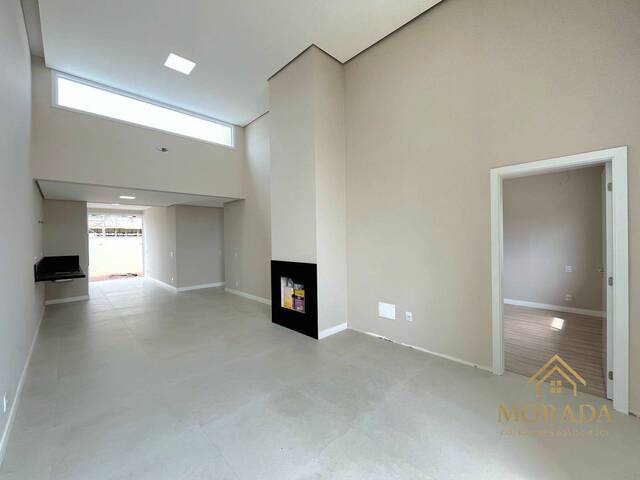 Casa para Venda em Porto Alegre - 2