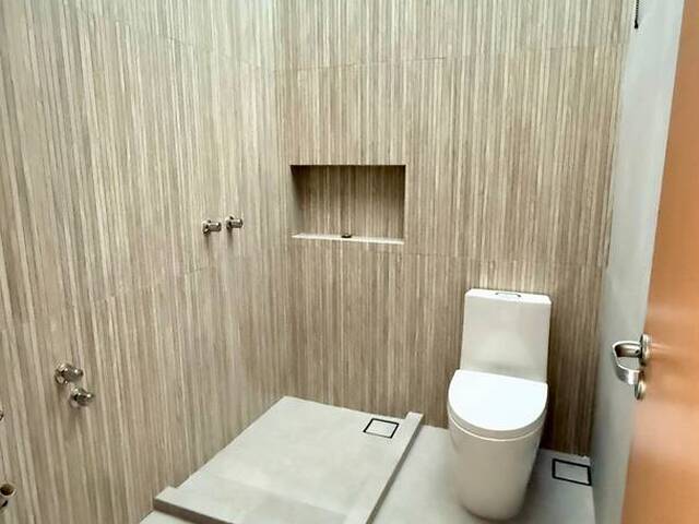 #25 - Casa para Venda em Porto Alegre - RS