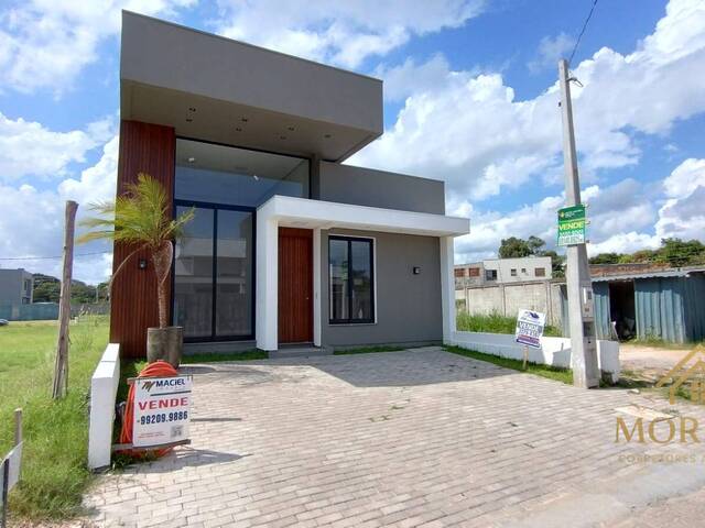 #30 - Casa para Venda em Porto Alegre - RS