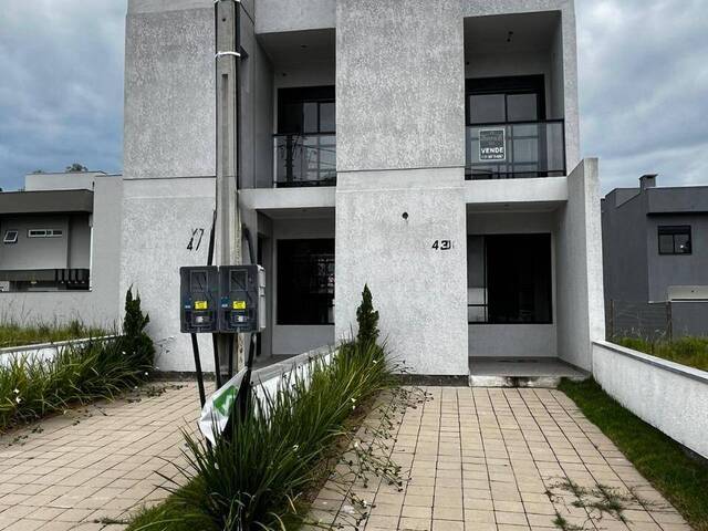 #79 - Casa para Venda em Porto Alegre - RS