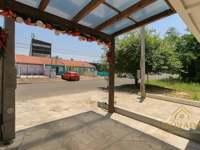 #92 - Casa para Venda em Porto Alegre - RS