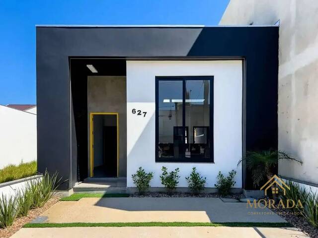#100 - Casa para Venda em Porto Alegre - RS