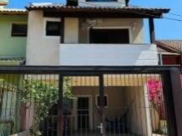 #109 - Casa para Venda em Porto Alegre - RS