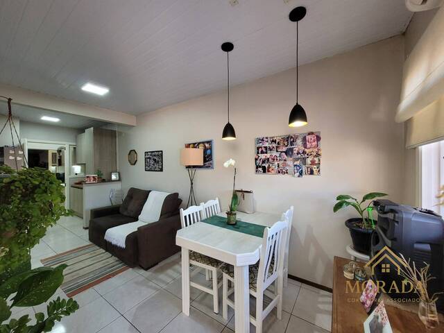 #117 - Casa para Venda em Porto Alegre - RS
