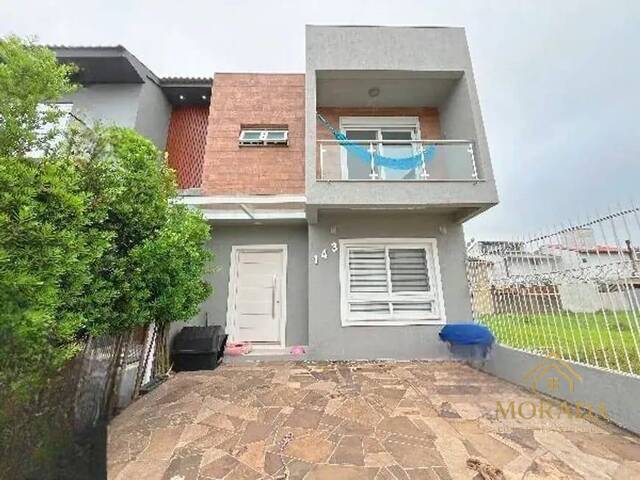 #122 - Casa para Venda em Porto Alegre - RS
