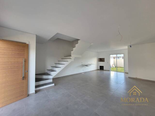 Casa para Venda em Porto Alegre - 3