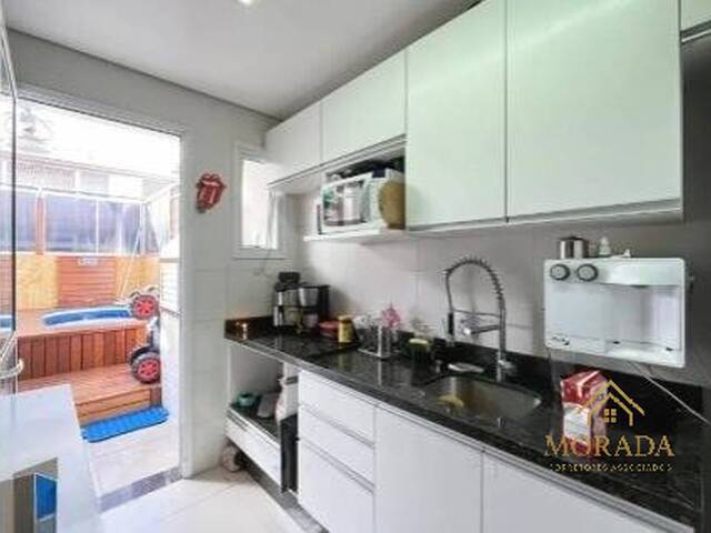 Casa para Venda em Porto Alegre - 4
