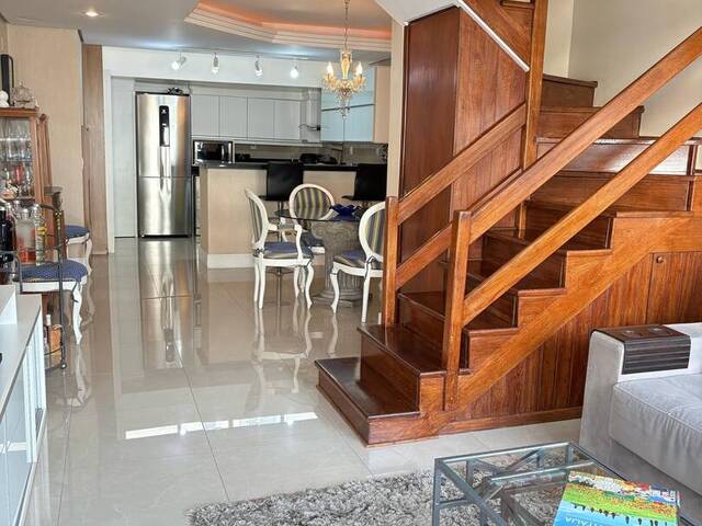#131 - Casa para Venda em Porto Alegre - RS