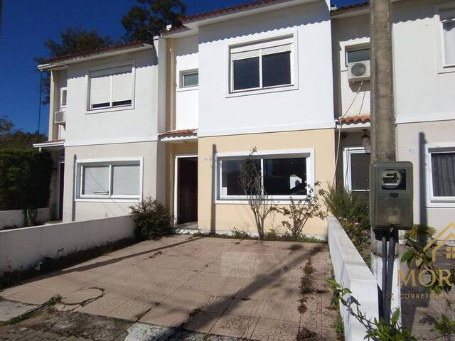 #133 - Casa para Venda em Porto Alegre - RS