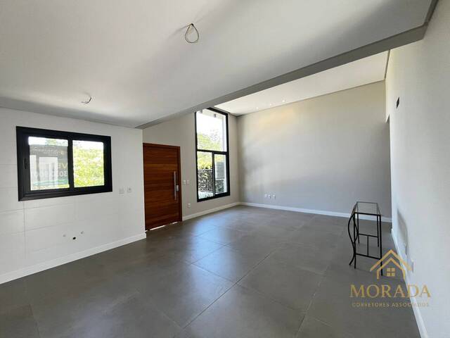 #136 - Casa para Venda em Porto Alegre - RS
