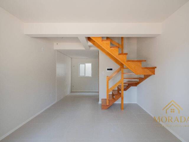 Casa para Venda em Porto Alegre - 4