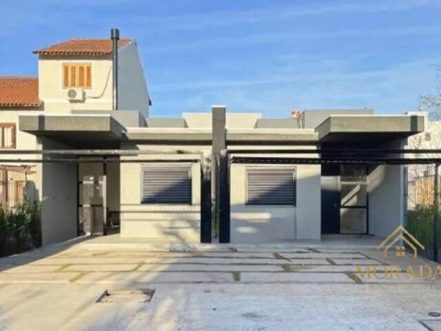 #149 - Casa para Venda em Porto Alegre - RS