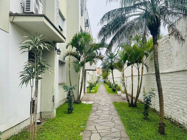 #153 - Apartamento para Venda em Porto Alegre - RS