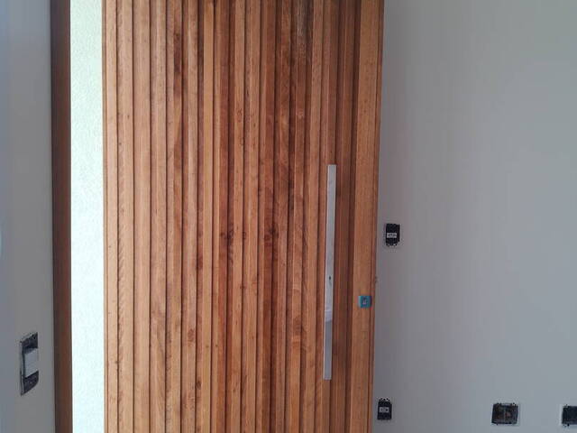 #166 - Casa para Venda em Porto Alegre - RS