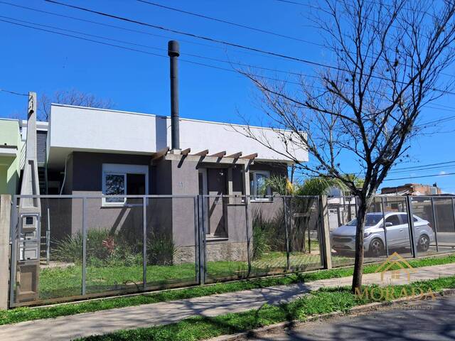 #169 - Casa para Venda em Porto Alegre - RS