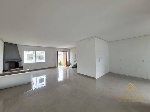 #175 - Casa para Venda em Porto Alegre - RS