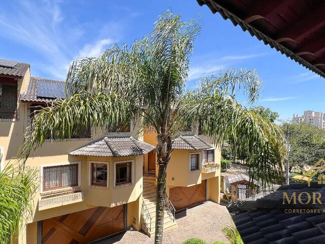 Casa para Venda em Porto Alegre - 4