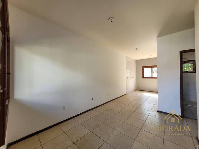 Casa para Venda em Porto Alegre - 4