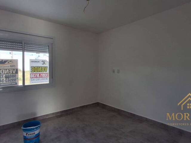 Casa para Venda em Porto Alegre - 4