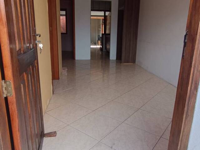 #187 - Casa para Venda em Porto Alegre - RS