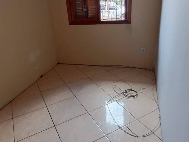 Casa para Venda em Porto Alegre - 4