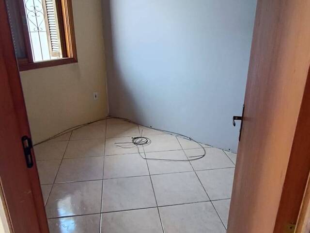 Casa para Venda em Porto Alegre - 5