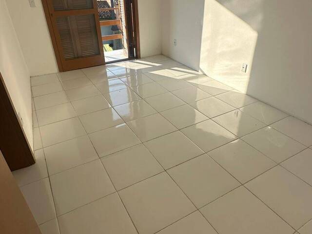 Casa para Venda em Porto Alegre - 5