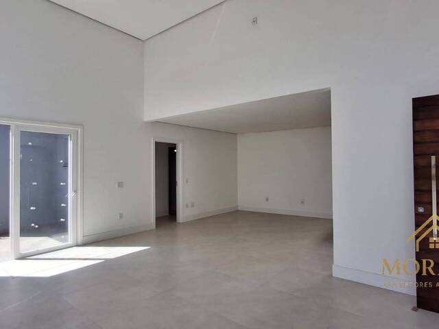 Casa para Venda em Porto Alegre - 4