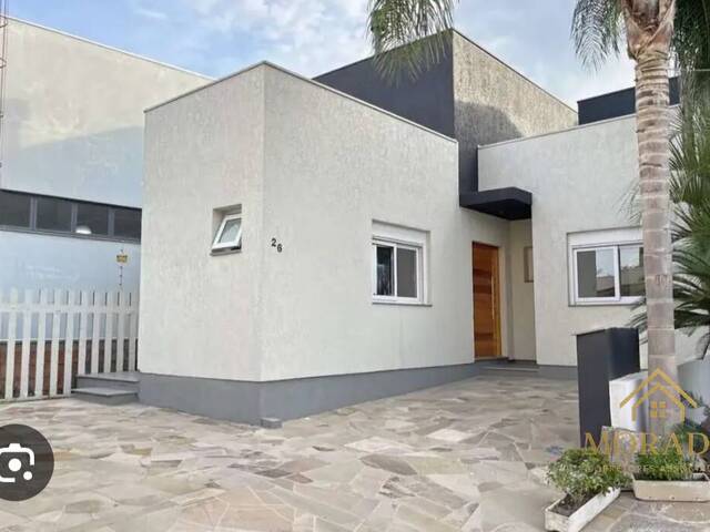 #198 - Casa para Venda em Porto Alegre - RS