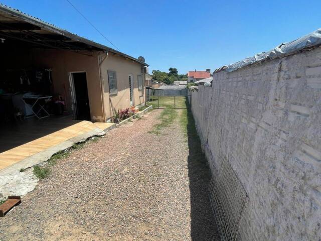 #212 - Casa para Venda em Porto Alegre - RS