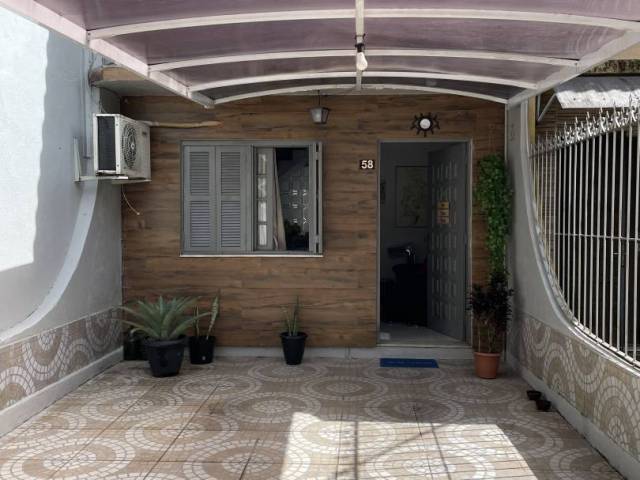 #229 - Casa para Venda em Porto Alegre - RS - 1