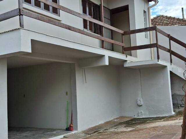 #235 - Casa para Venda em Porto Alegre - RS