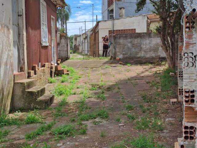 Área para Venda em Porto Alegre - 5