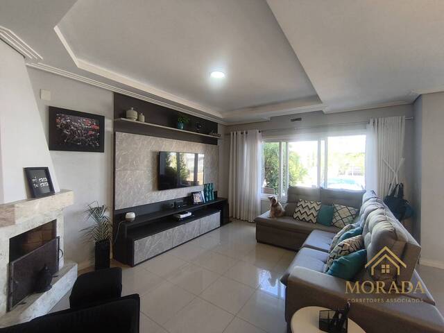 Casa para Venda em Porto Alegre - 4