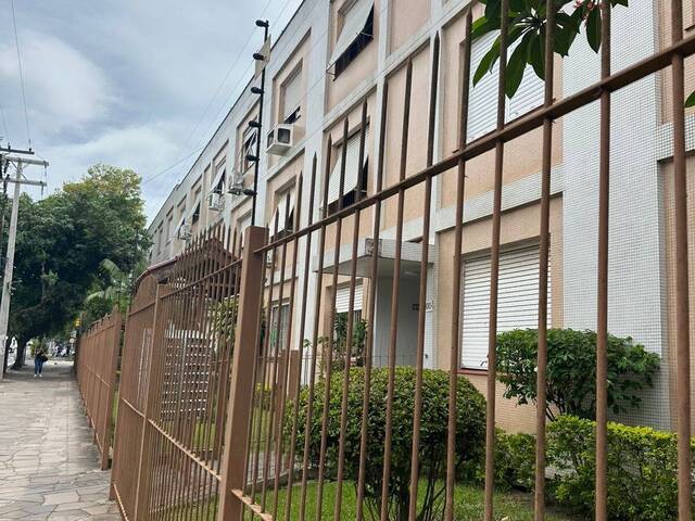 Apartamento para Venda em Porto Alegre - 2