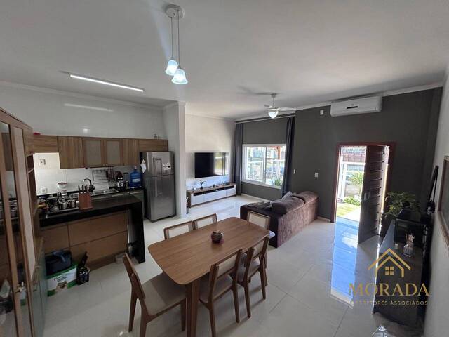 Casa para Venda em Porto Alegre - 2