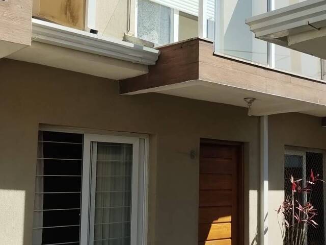 Casa para Venda em Porto Alegre - 2