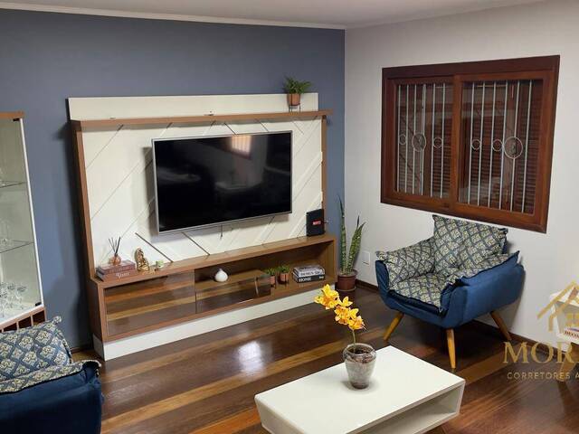 Casa para Venda em Porto Alegre - 3