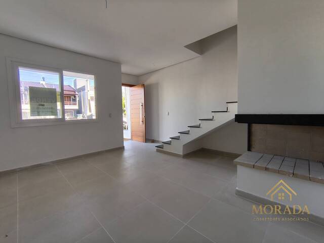 Casa para Venda em Porto Alegre - 4