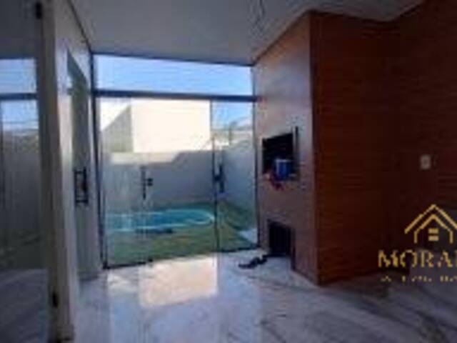 Casa para Venda em Porto Alegre - 4