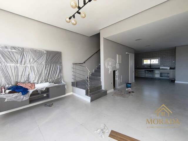 Casa para Venda em Porto Alegre - 3